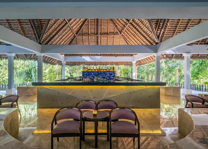 Iberostar Waves Quetzal Resort
