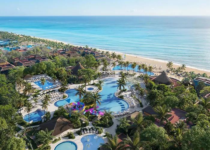 Iberostar Waves Quetzal Resort